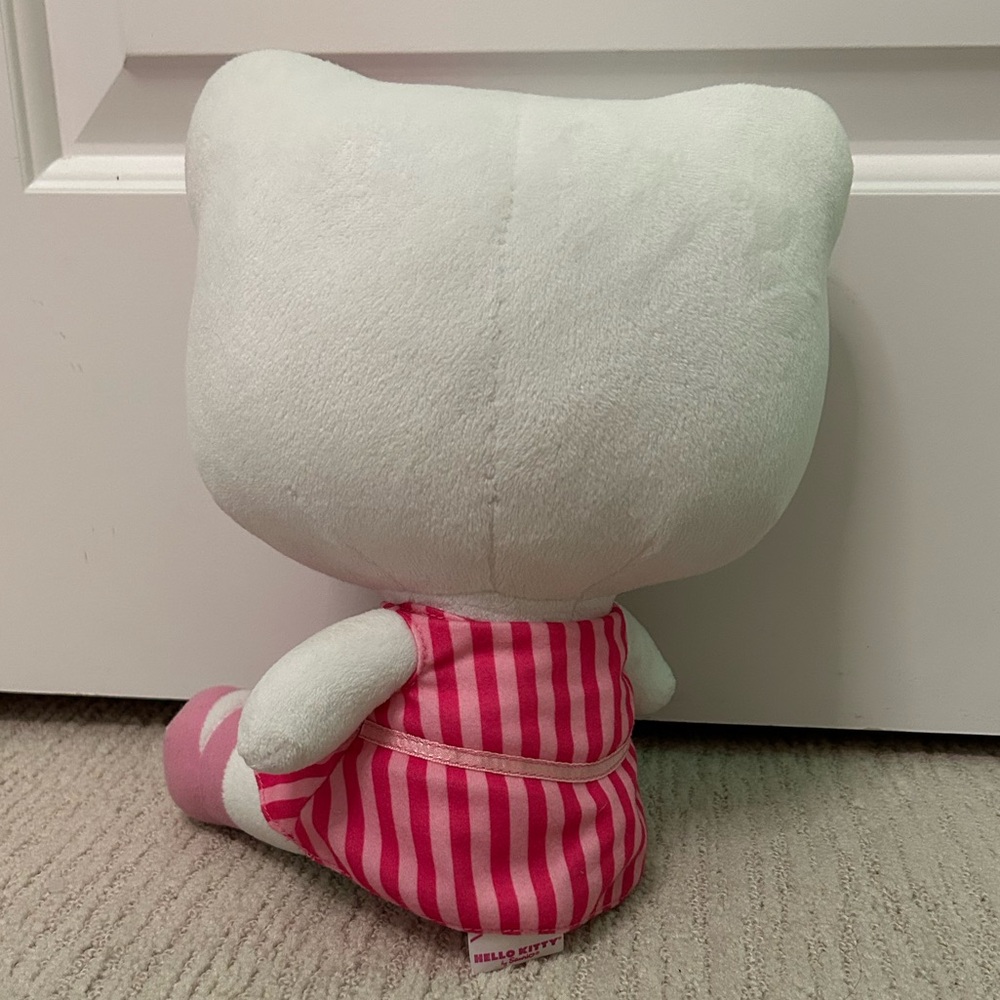 LIMITED EDITION Sanrio Hello Kitty Plush with Pink Bow(JAKKS Pacific in 2011) - Picture 2 of 4